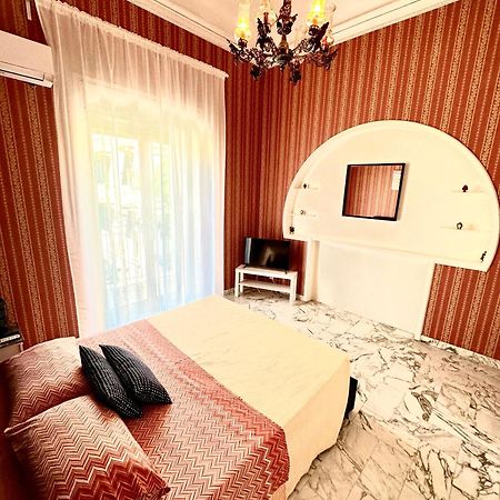 Апартаменты L'Angelo Di Casa Mia Катания Экстерьер фото